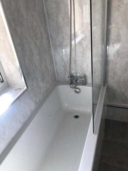 Modern 2 Bed Sleep 5 Close To Anfield Stadium Villa Liverpool Exterior foto