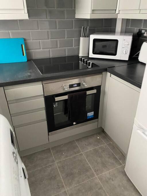 Modern 2 Bed Sleep 5 Close To Anfield Stadium Villa Liverpool Exterior foto
