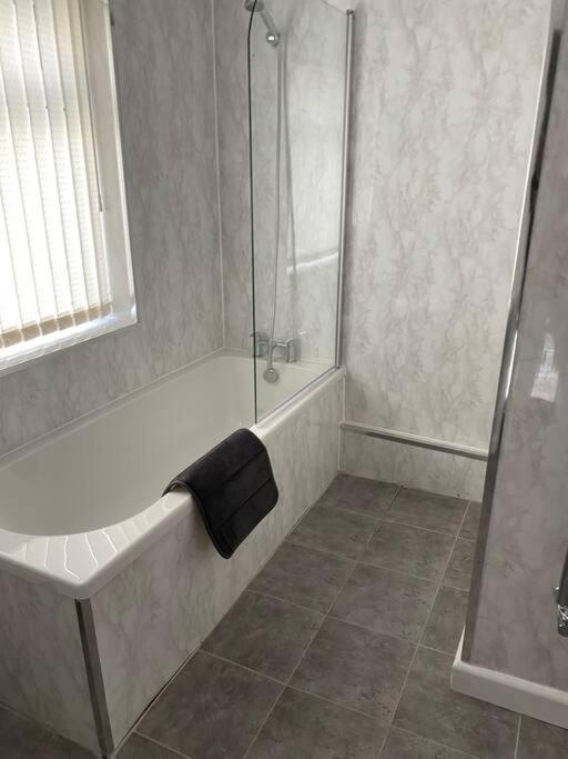Modern 2 Bed Sleep 5 Close To Anfield Stadium Villa Liverpool Exterior foto